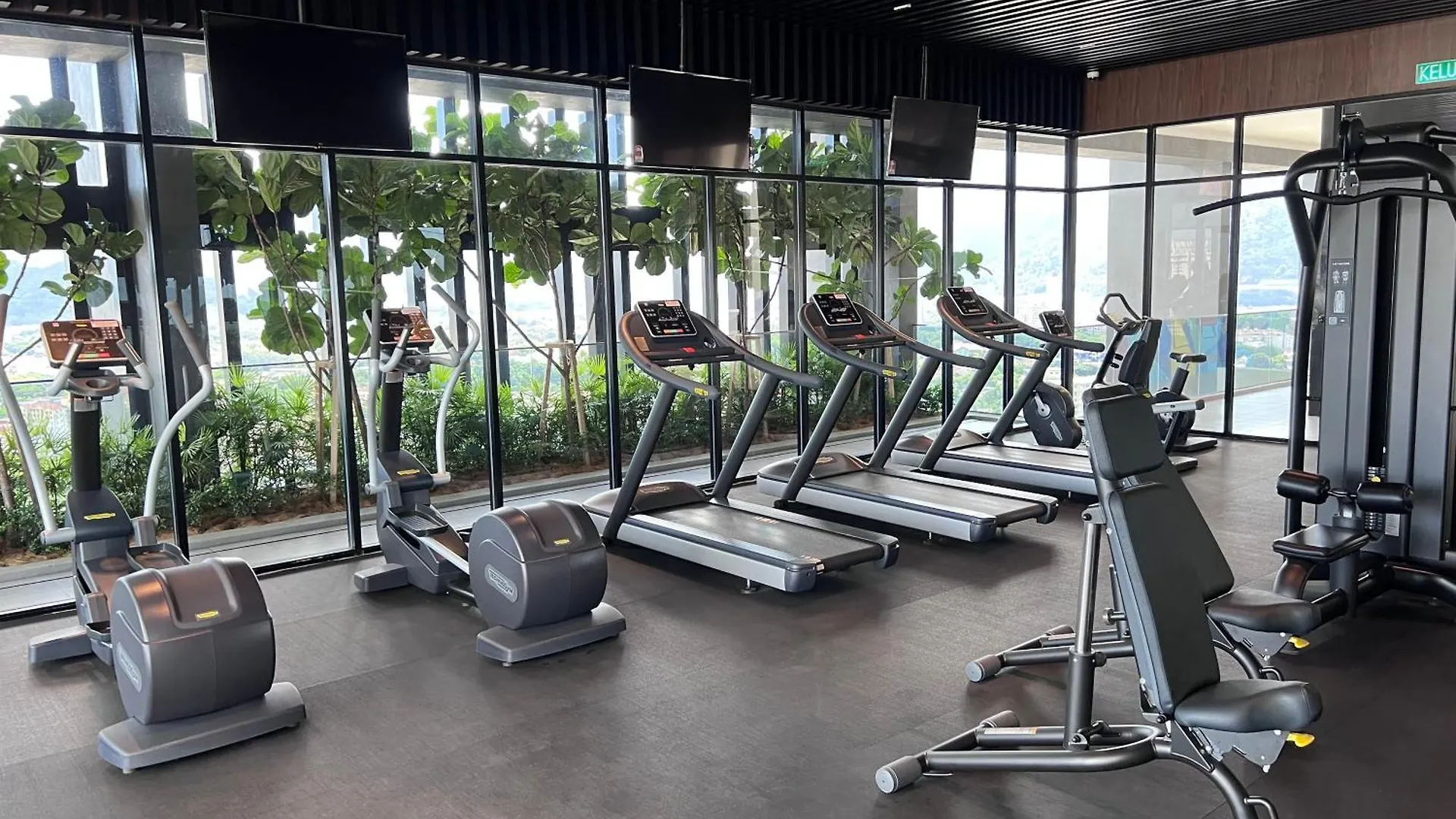 Lejlighed Georgetown Beacon Skypool 9 Pax Family & Baby-Friendly Luxury Suite Penang Malaysia