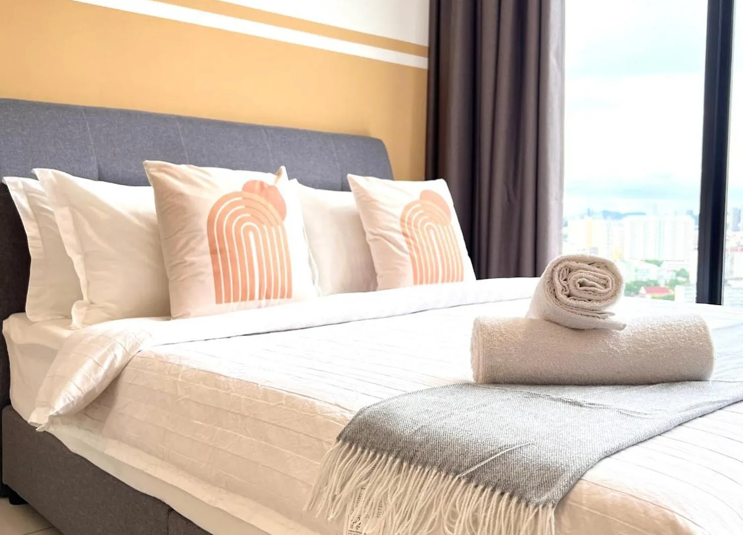 Lejlighed Georgetown Beacon Skypool 9 Pax Family & Baby-Friendly Luxury Suite Penang Malaysia